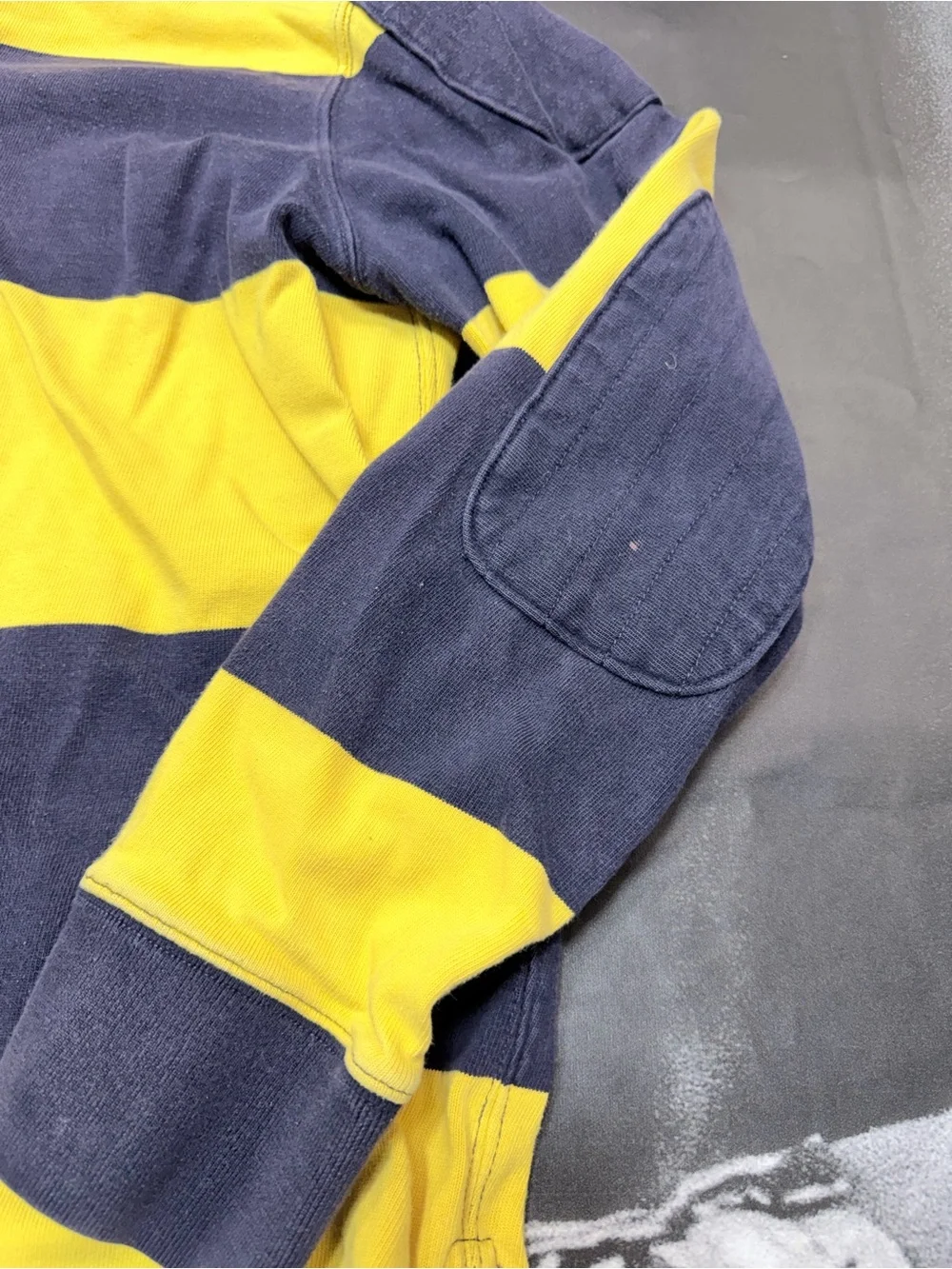 J. Crew Lancaster Men’s sz Large  Broken In Striped Rugby Jersey A49
